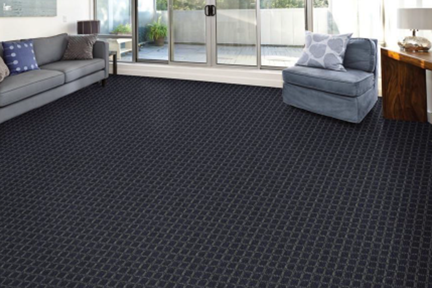 Alfombra en rollo instalada en sala residencial